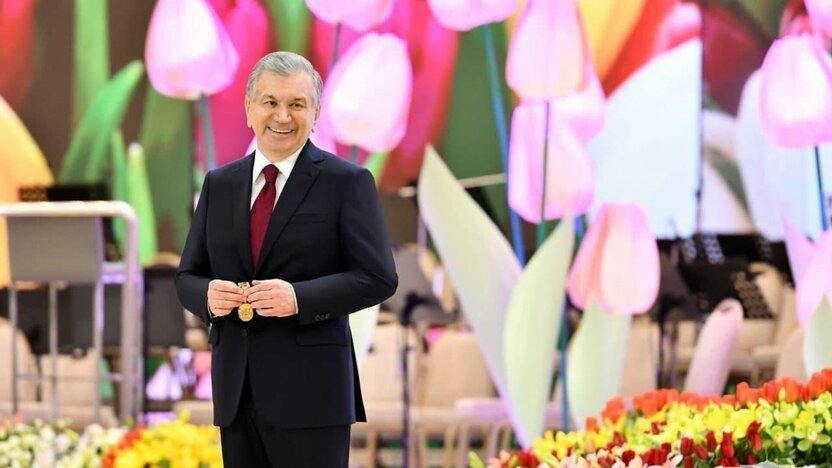 Shavkat Mirziyoyev: 