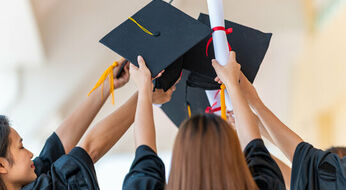 Oʻzbekistonda diplomlari toʻgʻridan-toʻgʻri tan olinadigan xorijiy OTMlarning 2026-yil uchun roʻyxati tasdiqlandi