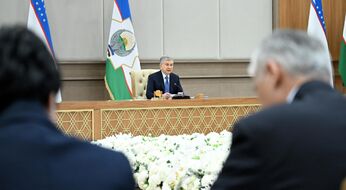 Prezident Oliy ta’lim vazirligiga kelgan murojaatlarning 64 foiziga yuzaki javob berganini tanqid qildi